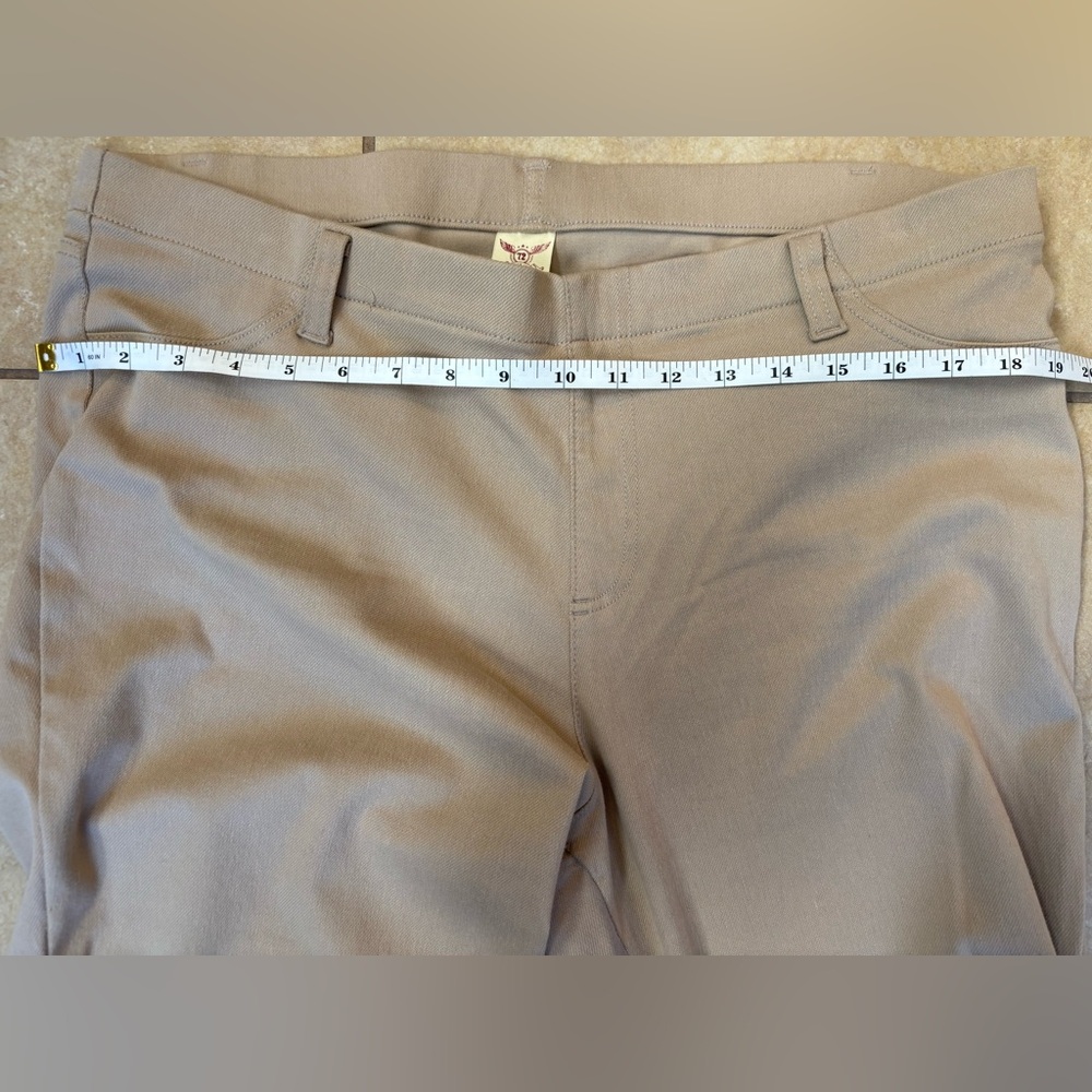 Faded Glory Tan Pull-On Stretch Pants. Size XXL (20) (2X) - Picture 5 of 5